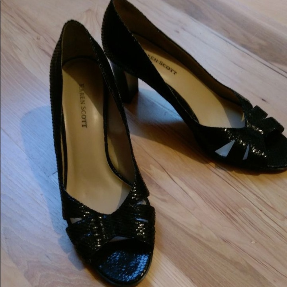 Karen Scott heels open toe